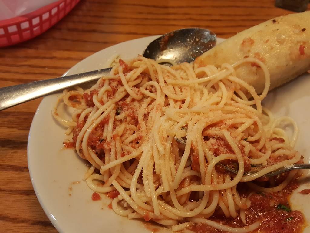 Luigis Pizza of Brooksville | restaurant | 750 S Broad St, Brooksville, FL 34601, USA | 3527968700 OR +1 352-796-8700