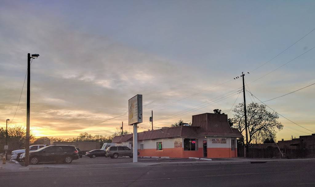 El Payaso | restaurant | 7901 4th St NW, Los Ranchos De Albuquerque, NM 87114, USA | 5053451138 OR +1 505-345-1138