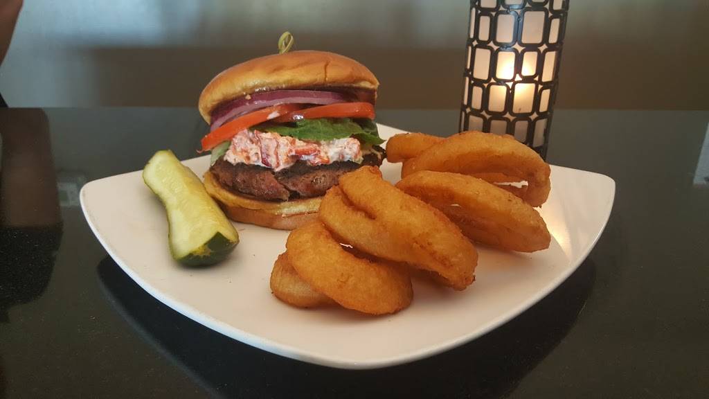 Slate Bistro & Bar | restaurant | 4415 E Village Pkwy, Gilbert, AZ 85298, USA | 4809885956 OR +1 480-988-5956