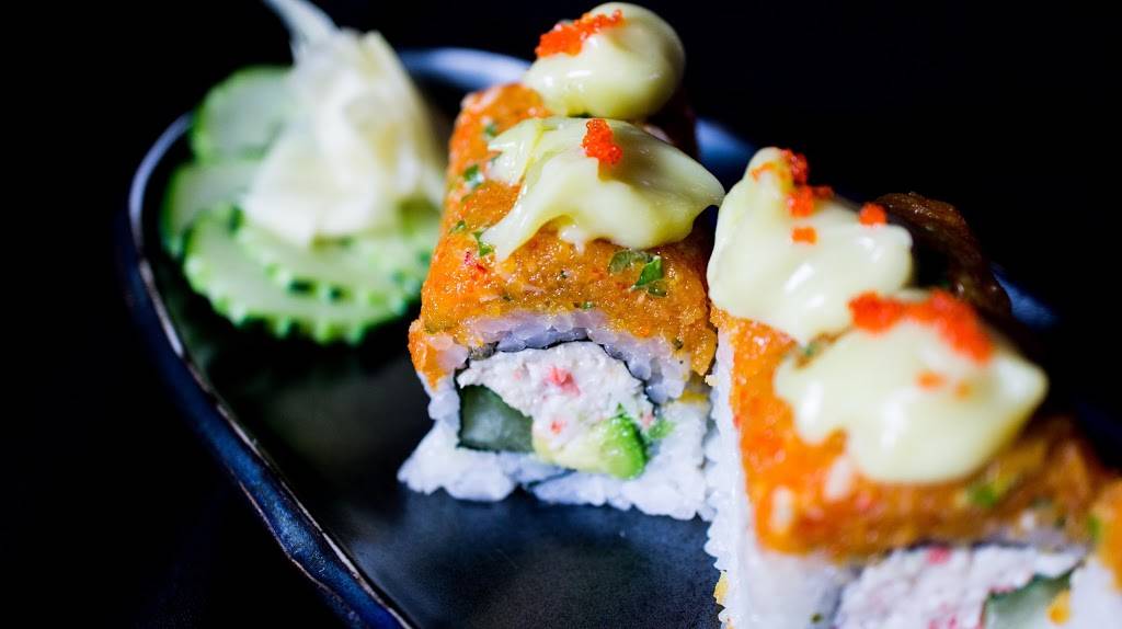 Sushi Mango | restaurant | 9579 S University Blvd #150, Highlands Ranch, CO 80126, USA | 7203480773 OR +1 720-348-0773