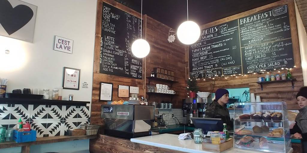 Parade Cafe | cafe | 622 Caton Ave, Brooklyn, NY 11218, USA | 7184385445 OR +1 718-438-5445