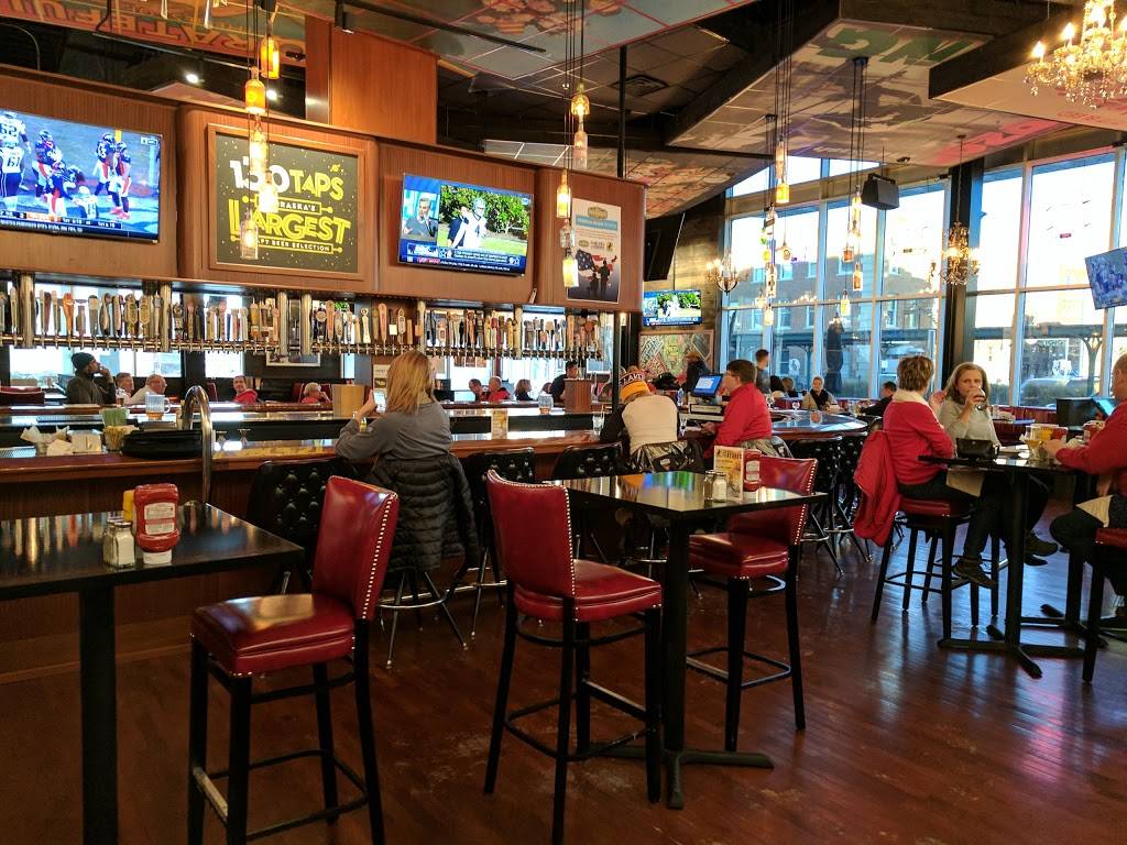 HopCat - Lincoln | restaurant | 601 P St, Lincoln, NE 68508, USA | 4029710700 OR +1 402-971-0700