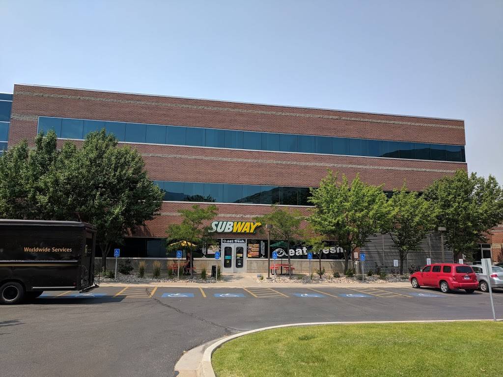 Subway | meal takeaway | 675 Arapeen Dr Suite 105, Salt Lake City, UT 84108, USA | 8015353862 OR +1 801-535-3862