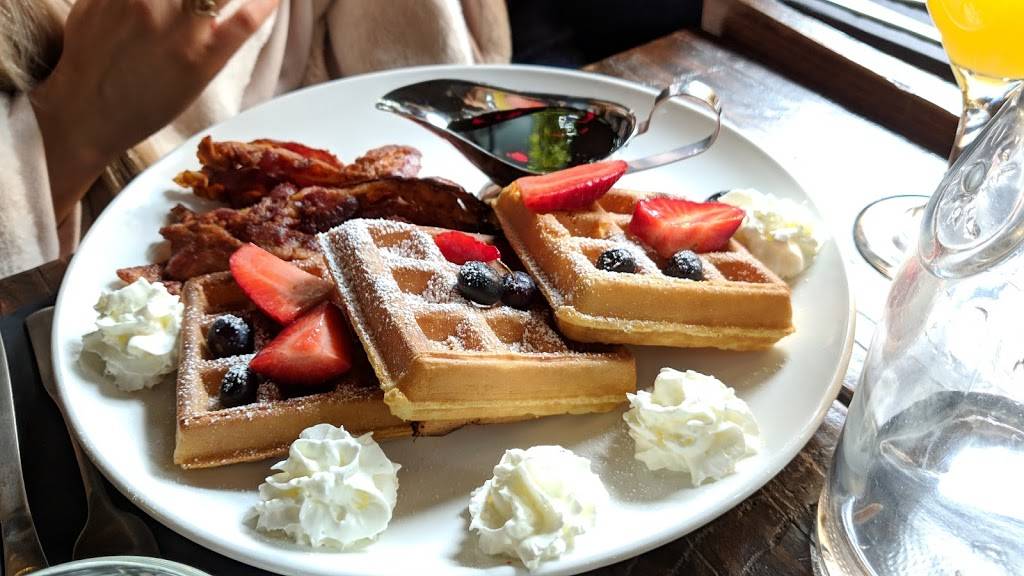 RIO Kitchen & Wine | restaurant | 619 St Johns Pl, Brooklyn, NY 11238, USA | 3473507758 OR +1 347-350-7758