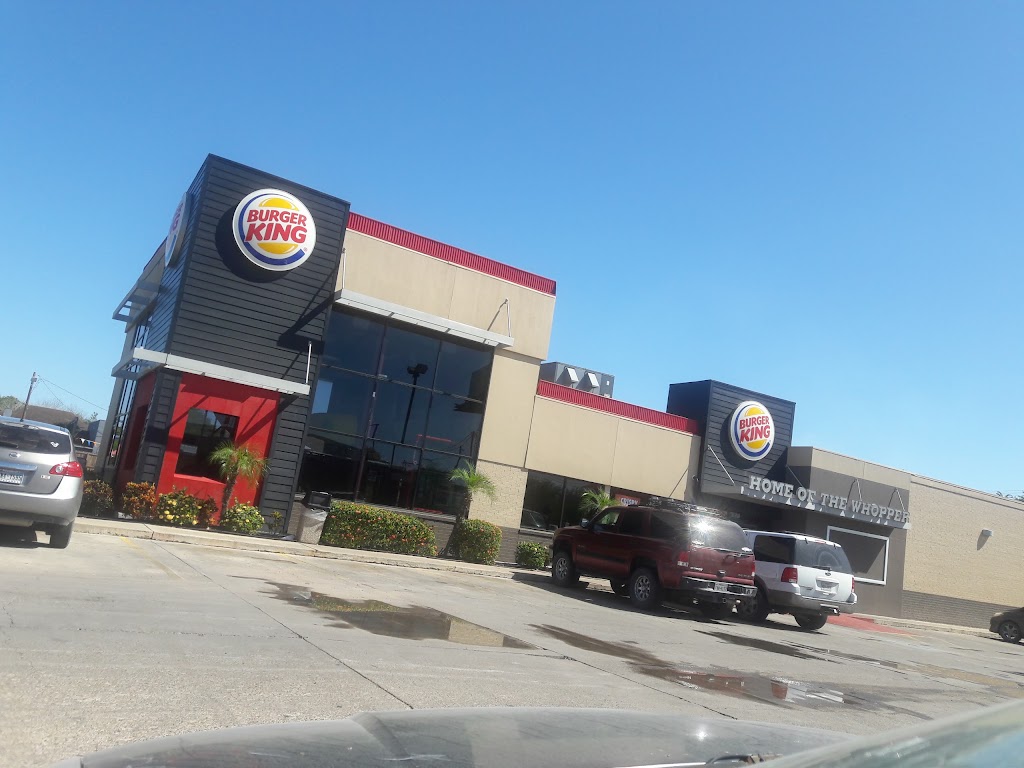 Burger King | restaurant | 601 S Sam Houston Blvd, San Benito, TX 78586, USA | 9563619797 OR +1 956-361-9797