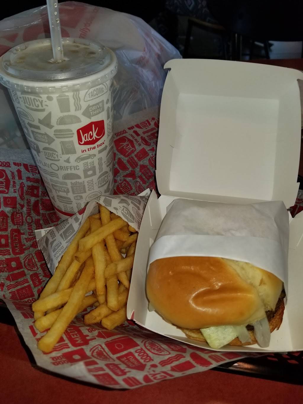 Jack in the Box | restaurant | 801 Telephone Rd, Houston, TX 77023, USA | 7139266437 OR +1 713-926-6437