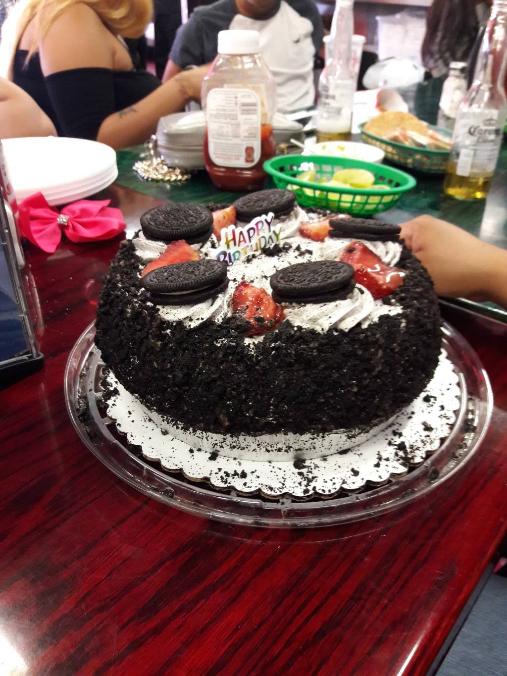 Mi Lindo Nayarit Mariscos | restaurant | 1020 E Florence Ave, Los Angeles, CA 90001, USA | 3235895109 OR +1 323-589-5109