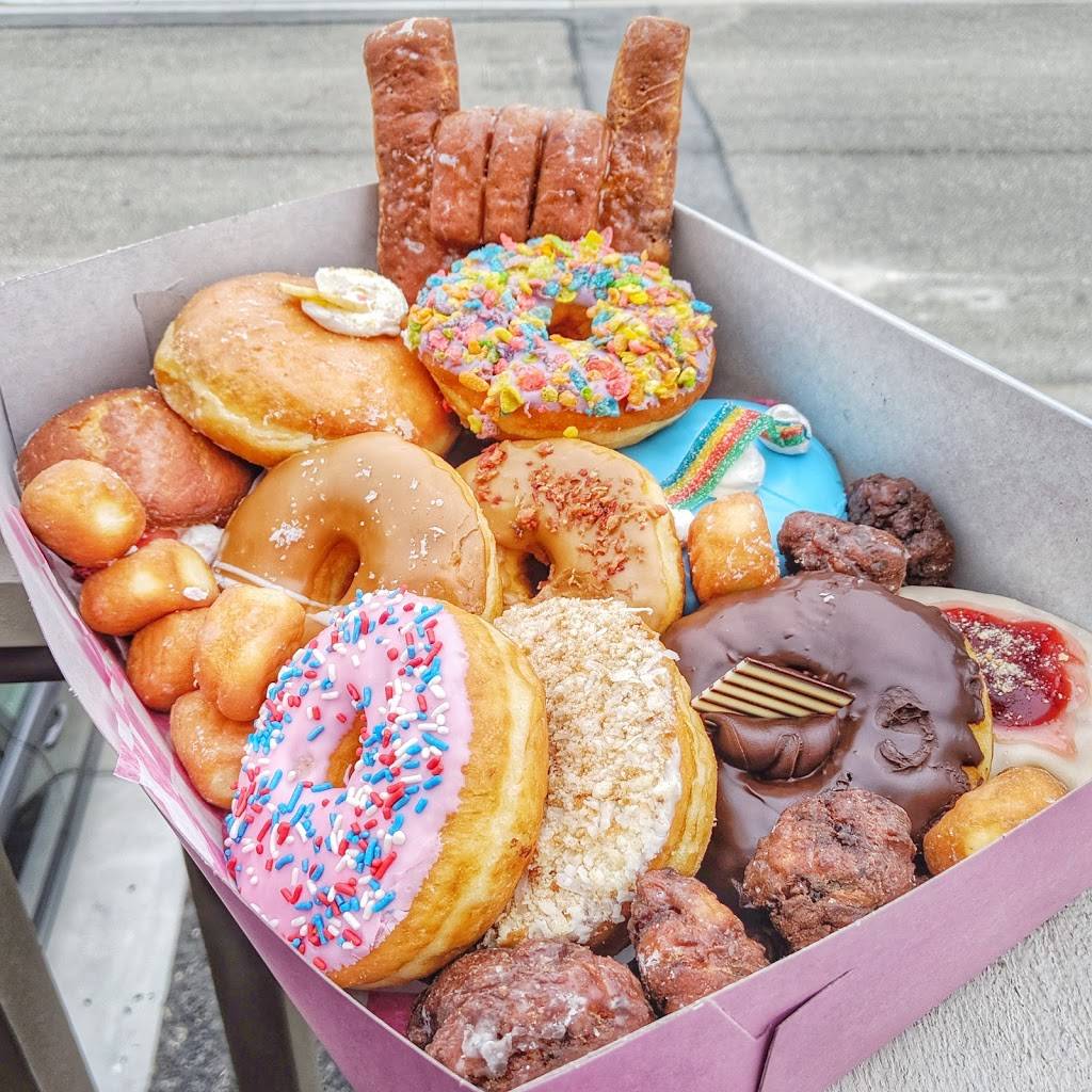 Surfside Donuts and Coffee | bakery | 603 Dolliver St, Pismo Beach, CA 93449, USA | 8052956069 OR +1 805-295-6069