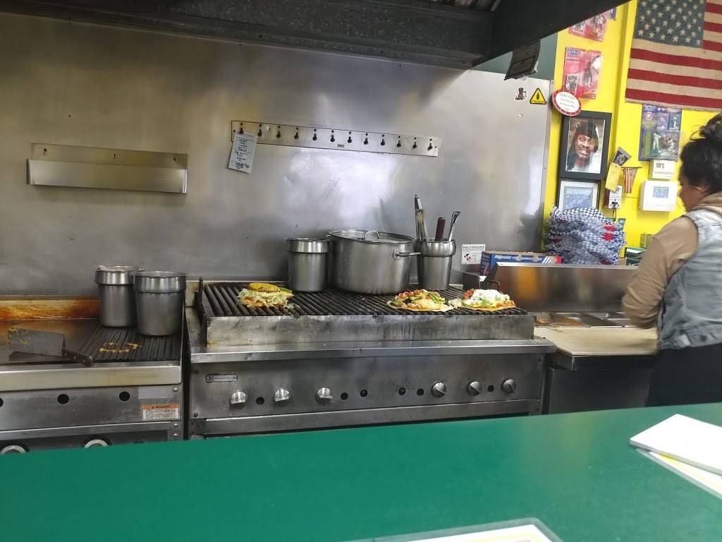 Nicks Grill | restaurant | 11613 124th Ave NE, Kirkland, WA 98034, USA | 4258209870 OR +1 425-820-9870