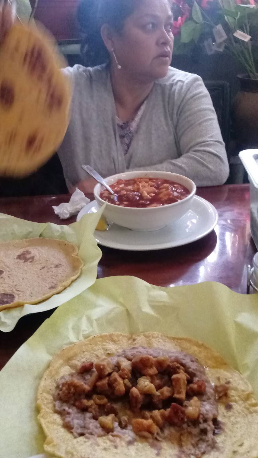 La Azteca | restaurant | 4203 Chevy Chase Dr, Los Angeles, CA 90039, USA | 8182405852 OR +1 818-240-5852