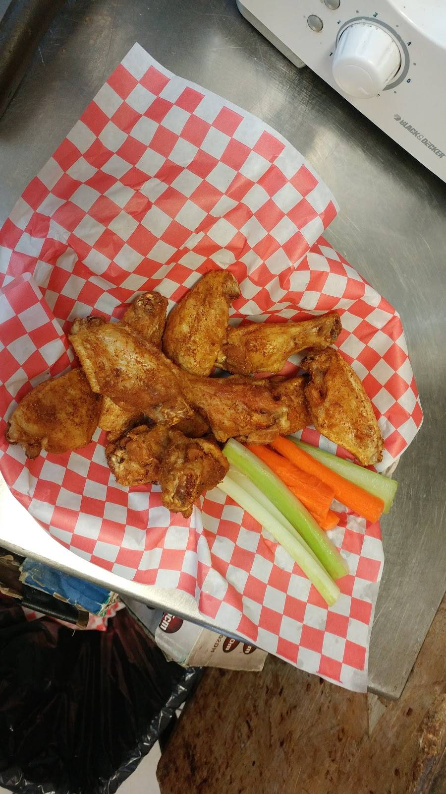 Noceris MeetN Eat | restaurant | 182 Browns Line, Etobicoke, ON M8W 3T3, Canada | 4162513848 OR +1 416-251-3848