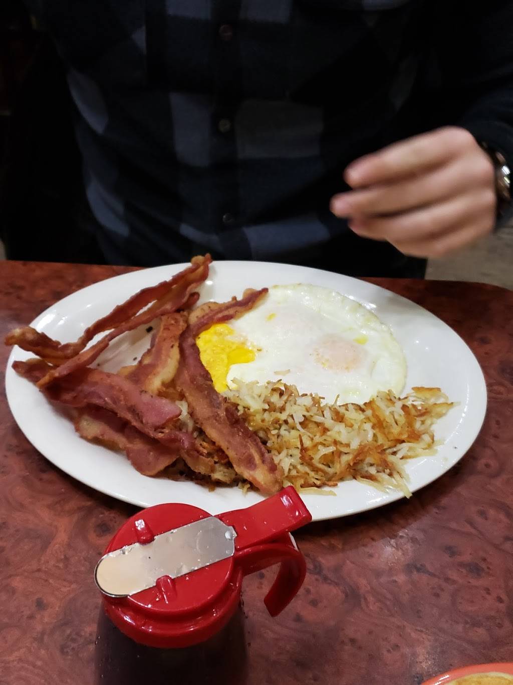 Beverlys Pancake House | restaurant | 3315 Northwest Expy, Oklahoma City, OK 73112, USA | 4058485050 OR +1 405-848-5050