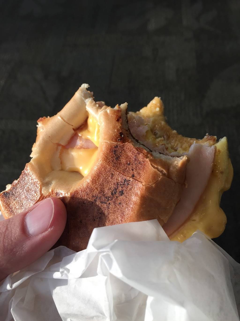 Green Leafs & Bananas | restaurant | 7800 Col H Weir Memorial Drive, Indianapolis, IN 46241, USA | 3176023572 OR +1 317-602-3572