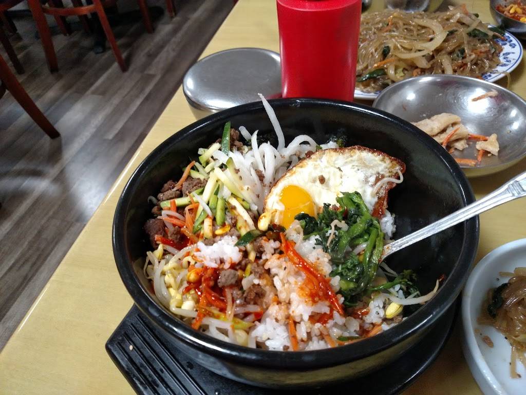 Asiana Korean Food and Restaurant | restaurant | 90 E Magill Ave, Fresno, CA 93710, USA | 5594322614 OR +1 559-432-2614