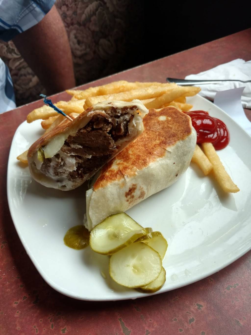 Honey Tree Restaurant | restaurant | 44667 Mound Rd, Sterling Heights, MI 48314, USA | 5867397284 OR +1 586-739-7284