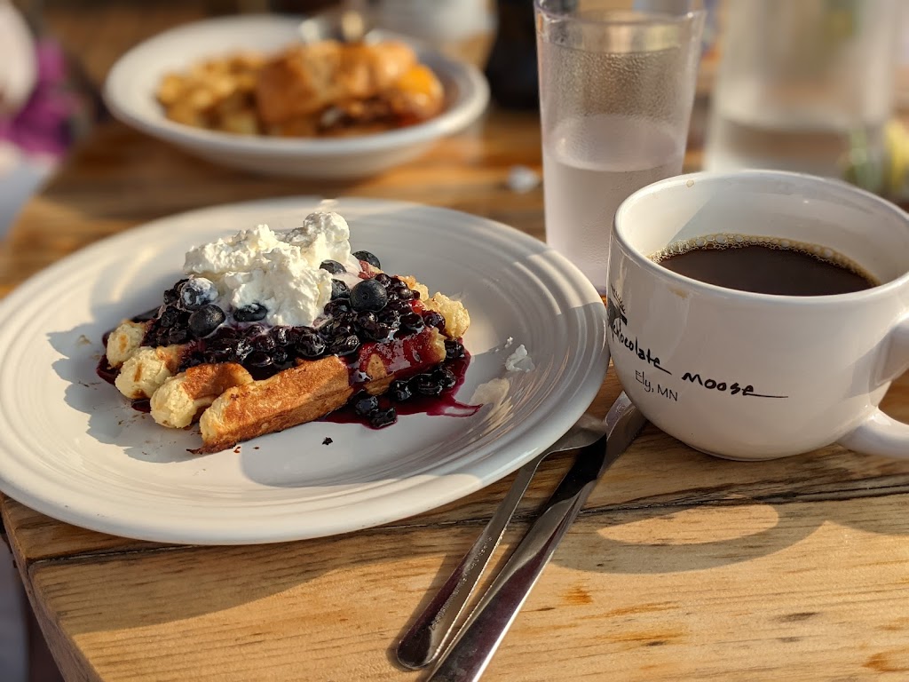 The Chocolate Moose | restaurant | 101 N Central Ave, Ely, MN 55731, USA | 2185045555 OR +1 218-504-5555