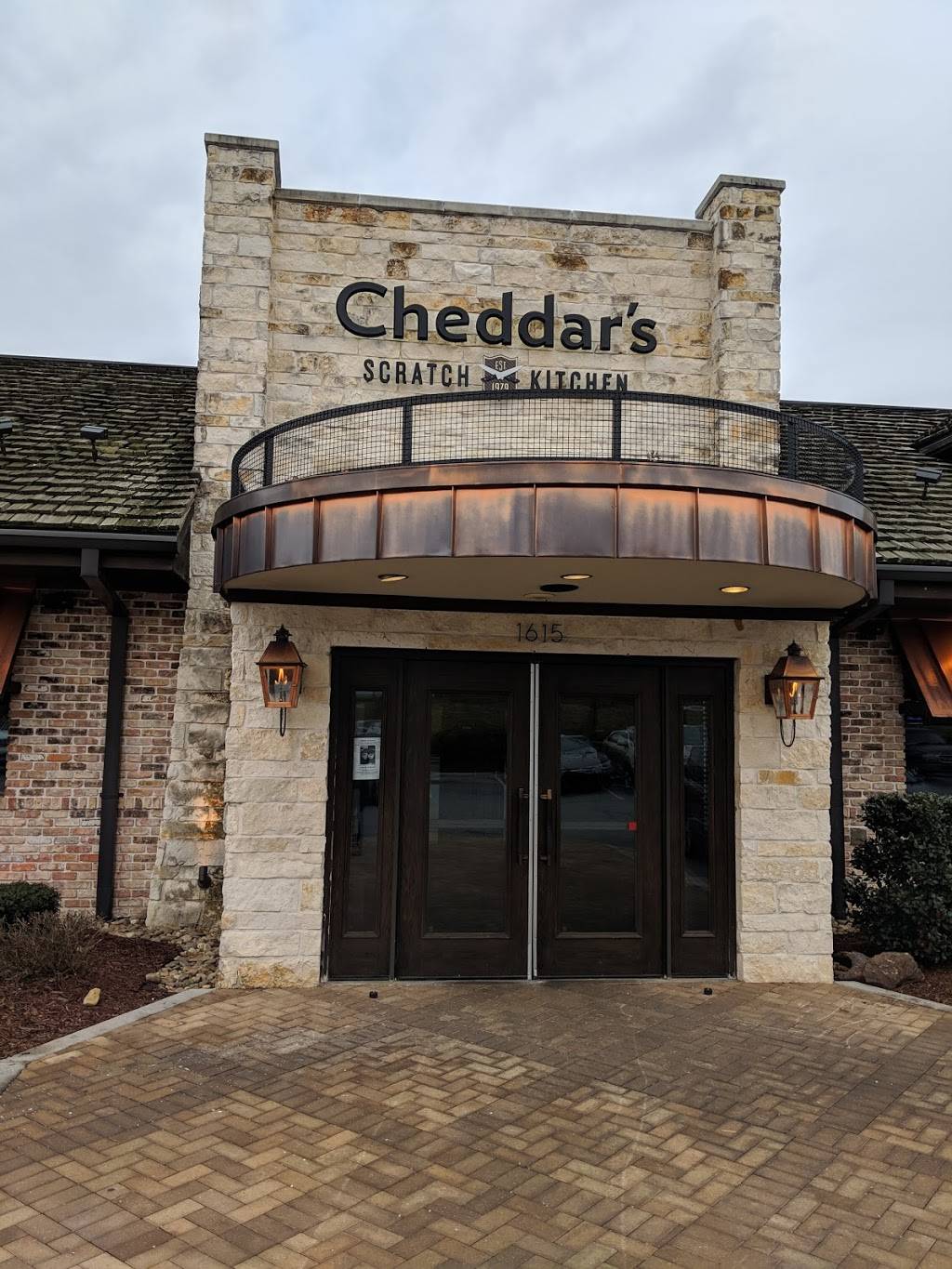 Cheddars Scratch Kitchen | restaurant | 1615 Fox Trot Ct, Winston-Salem, NC 27103, USA | 3367949001 OR +1 336-794-9001