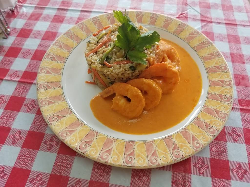 Mamá victoria restaurat | restaurant | 5 Monroe St, Garfield, NJ 07026, USA | 9732726422 OR +1 973-272-6422