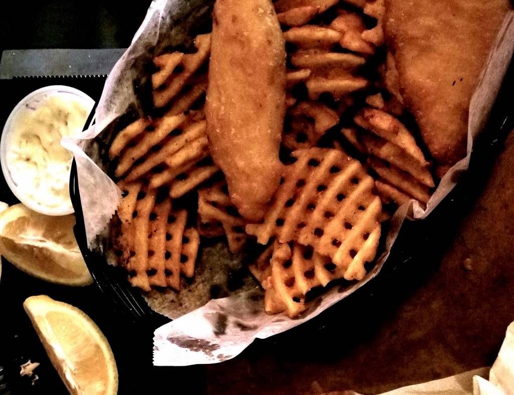 The Penny Pub | restaurant | 79 W Main St, Bay Shore, NY 11706, USA | 6319694061 OR +1 631-969-4061