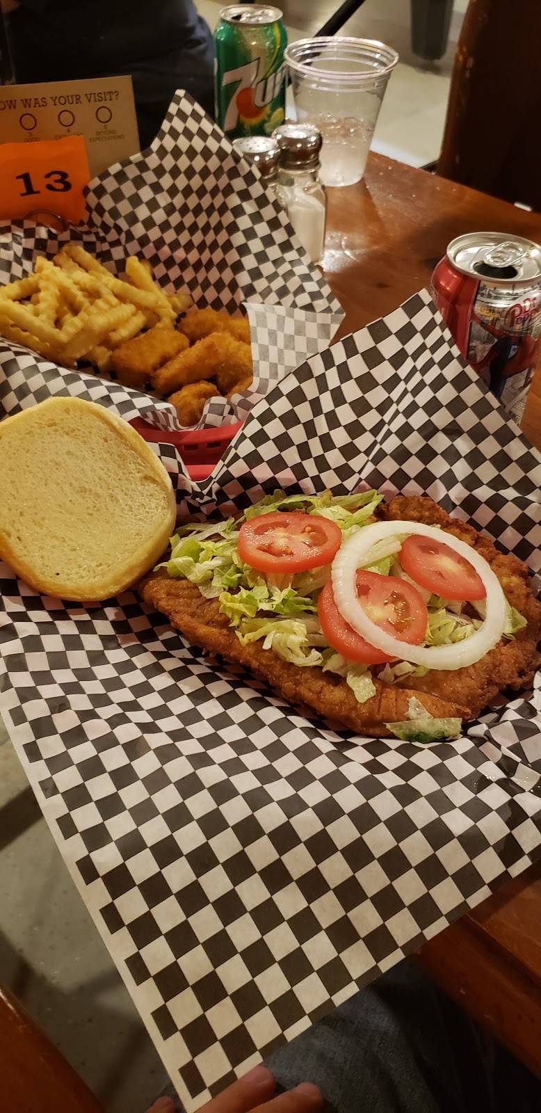 Kulas | restaurant | 114 Greene St, Walker, IA 52352, USA | 3194484888 OR +1 319-448-4888