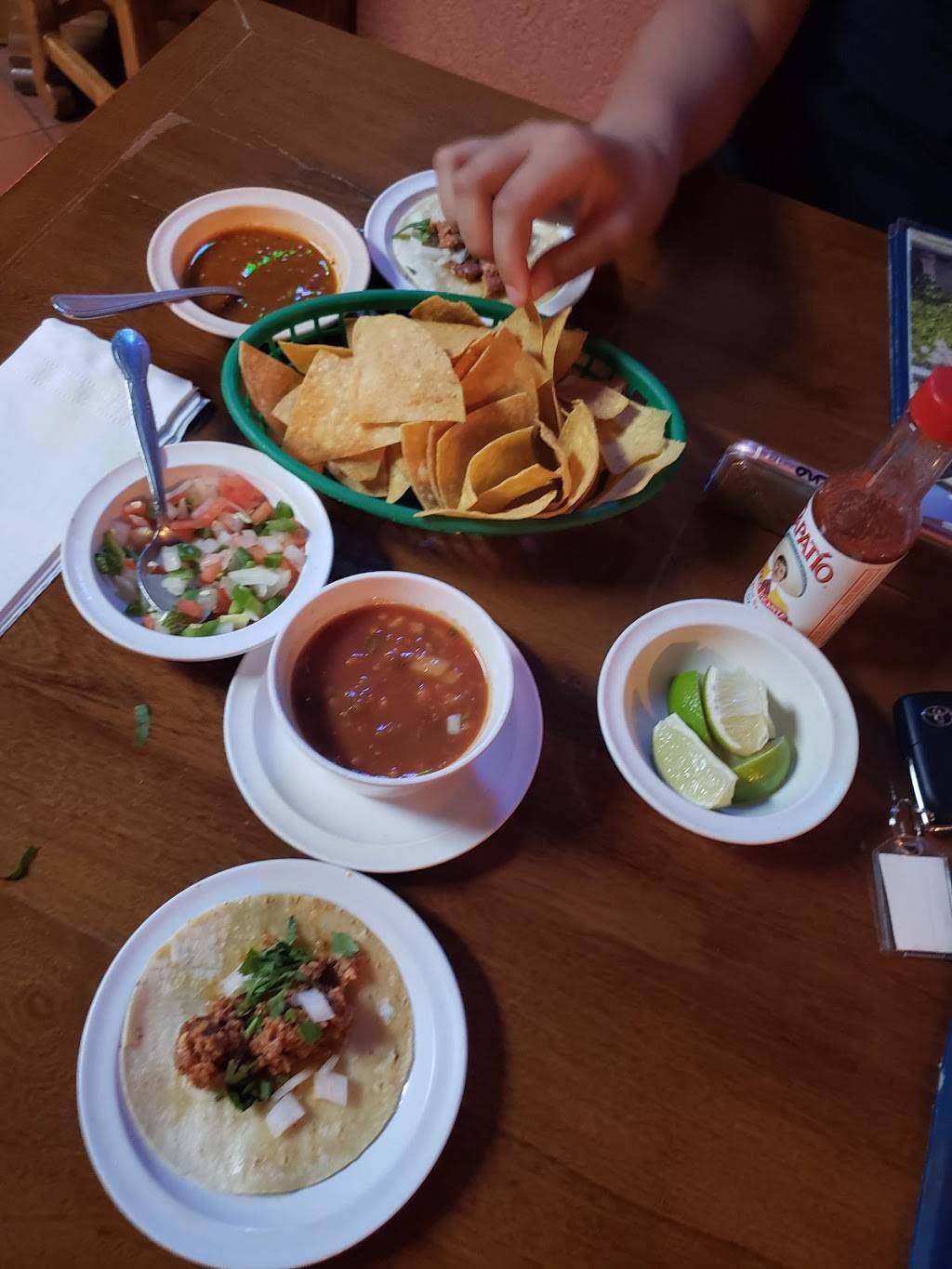 Guadalajara Restaurant and Bar | restaurant | 180 E Central Ave, Spring Valley, NY 10977, USA | 8453528553 OR +1 845-352-8553