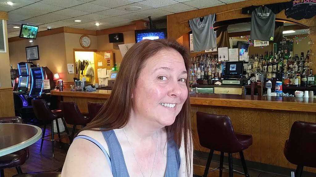 City Limits Saloon & Grill | restaurant | 4514 9th St, Rock Island, IL 61201, USA | 3097864889 OR +1 309-786-4889