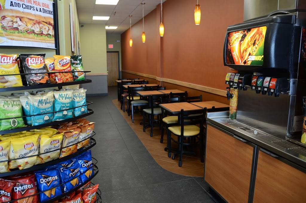 Subway Restaurants | restaurant | 1991 ODonnell Road Suite 235 Outlets, Williamsburg, IA 52361, USA | 3196689700 OR +1 319-668-9700