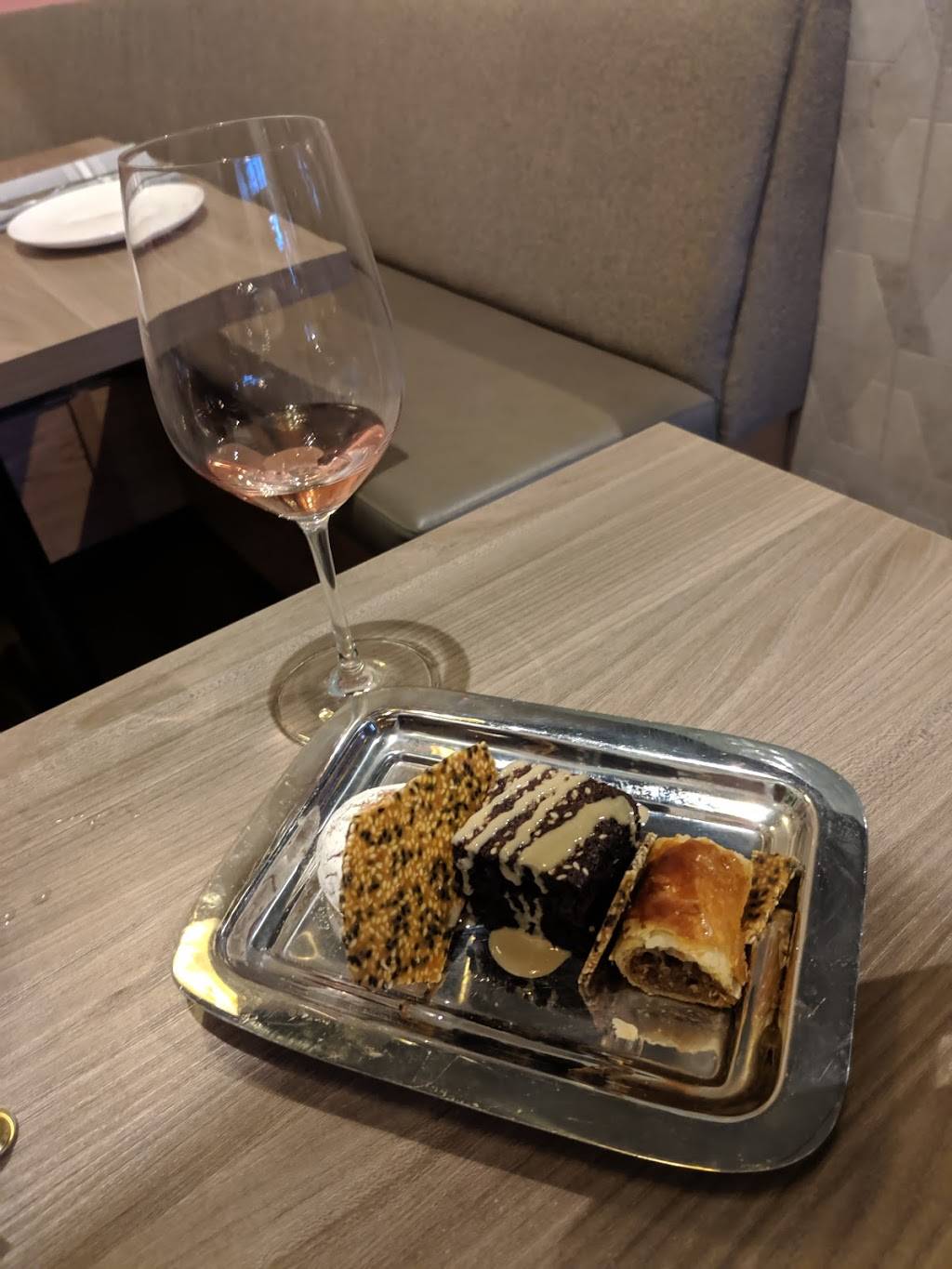 AshKara | restaurant | 2005 W 33rd Ave, Denver, CO 80211, USA | 3035374407 OR +1 303-537-4407