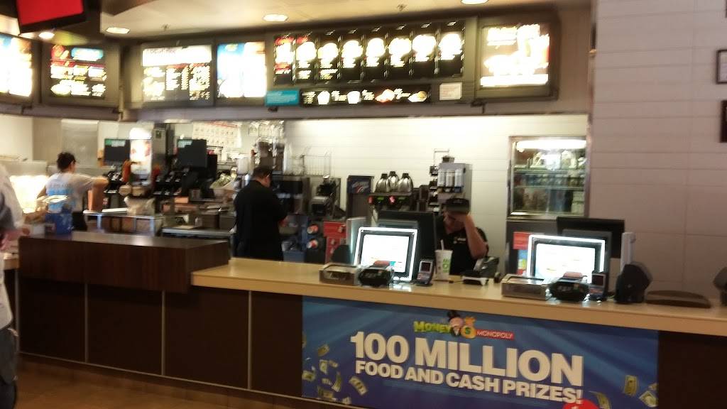 McDonalds | cafe | 1900 N, Main St, Longmont, CO 80501, USA | 3037723017 OR +1 303-772-3017