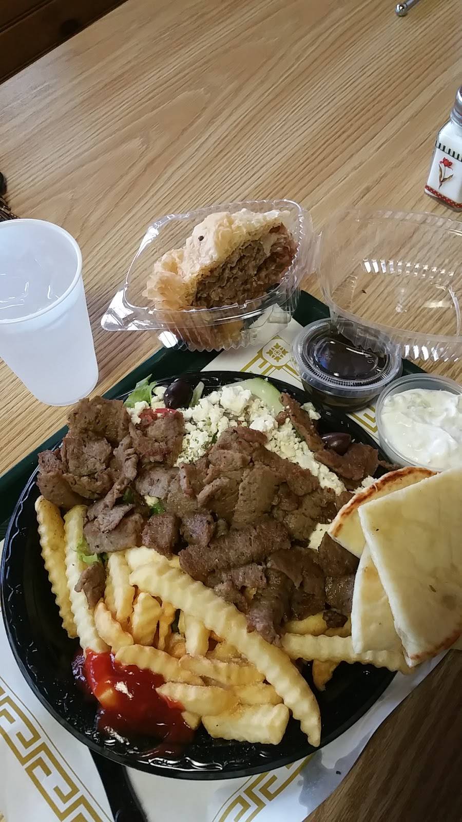 Ouzos Pizza | restaurant | 4124 Celanese Rd #156, Rock Hill, SC 29732, USA | 8033667800 OR +1 803-366-7800