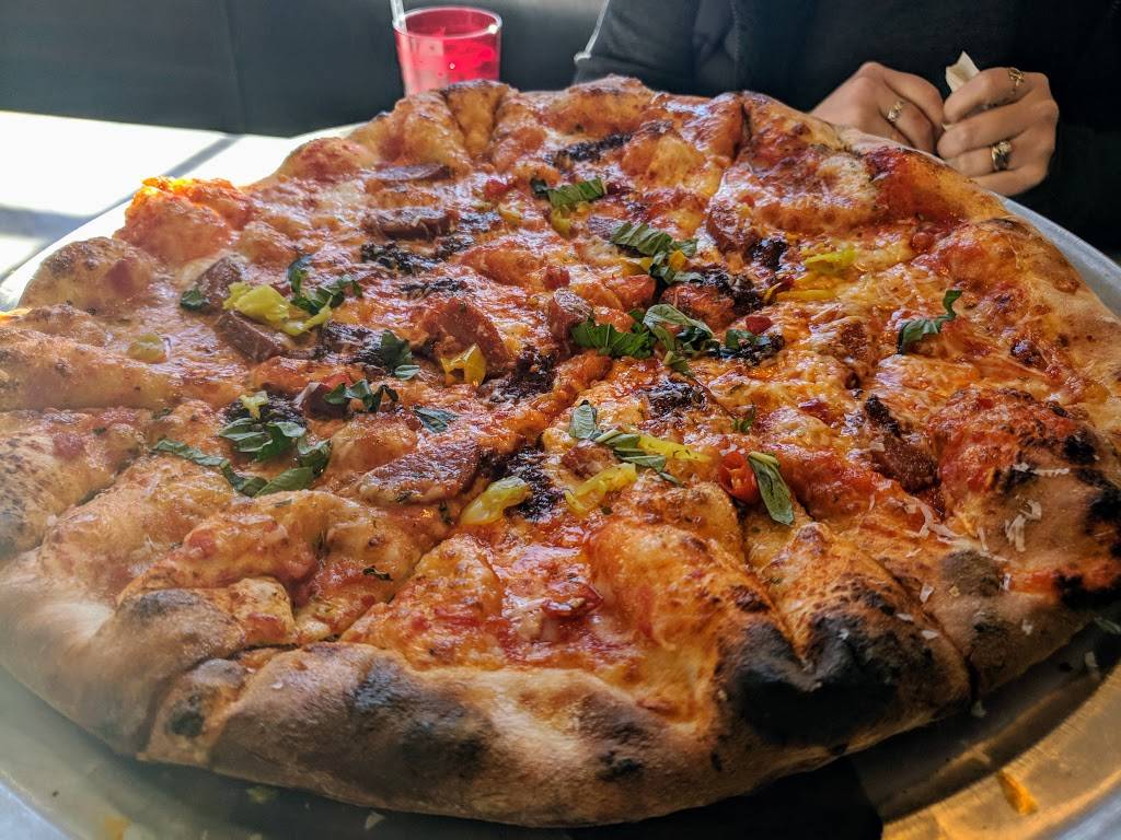 MTH Pizza | restaurant | 1675 Cumberland Pkwy SE Suite 415, Smyrna, GA 30080, USA | 6784241333 OR +1 678-424-1333