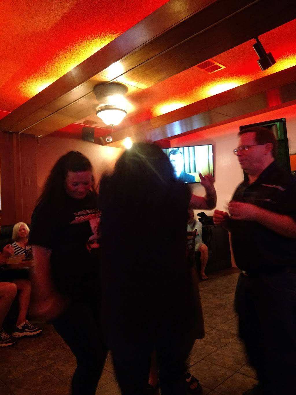 Joys lounge | restaurant | 27141 Base Line St, Highland, CA 92346, USA | 9099071211 OR +1 909-907-1211