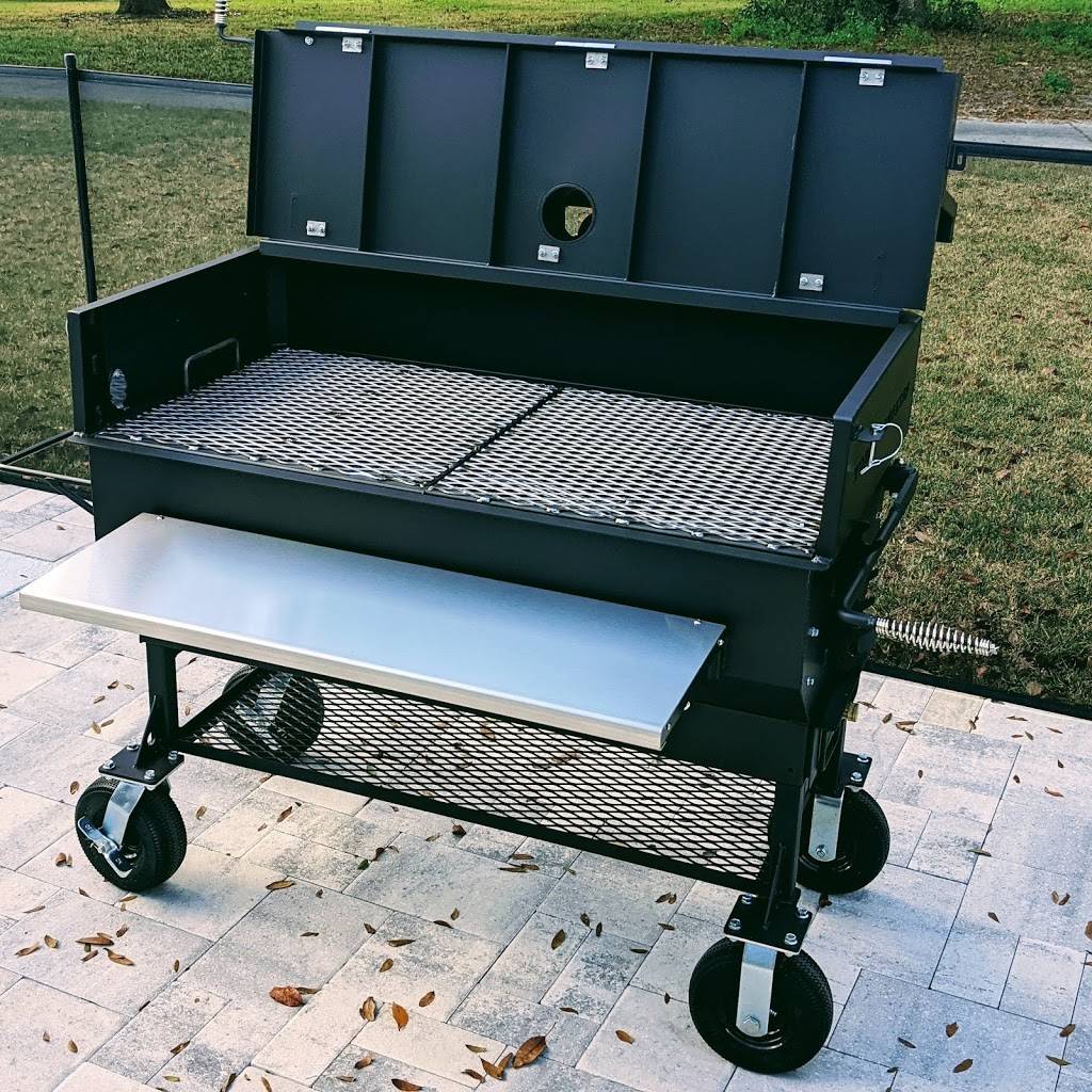 Gentrys BBQ General Store | restaurant | 1215 N Orange Ave, Orlando, FL 32804, USA | 4075168229 OR +1 407-516-8229