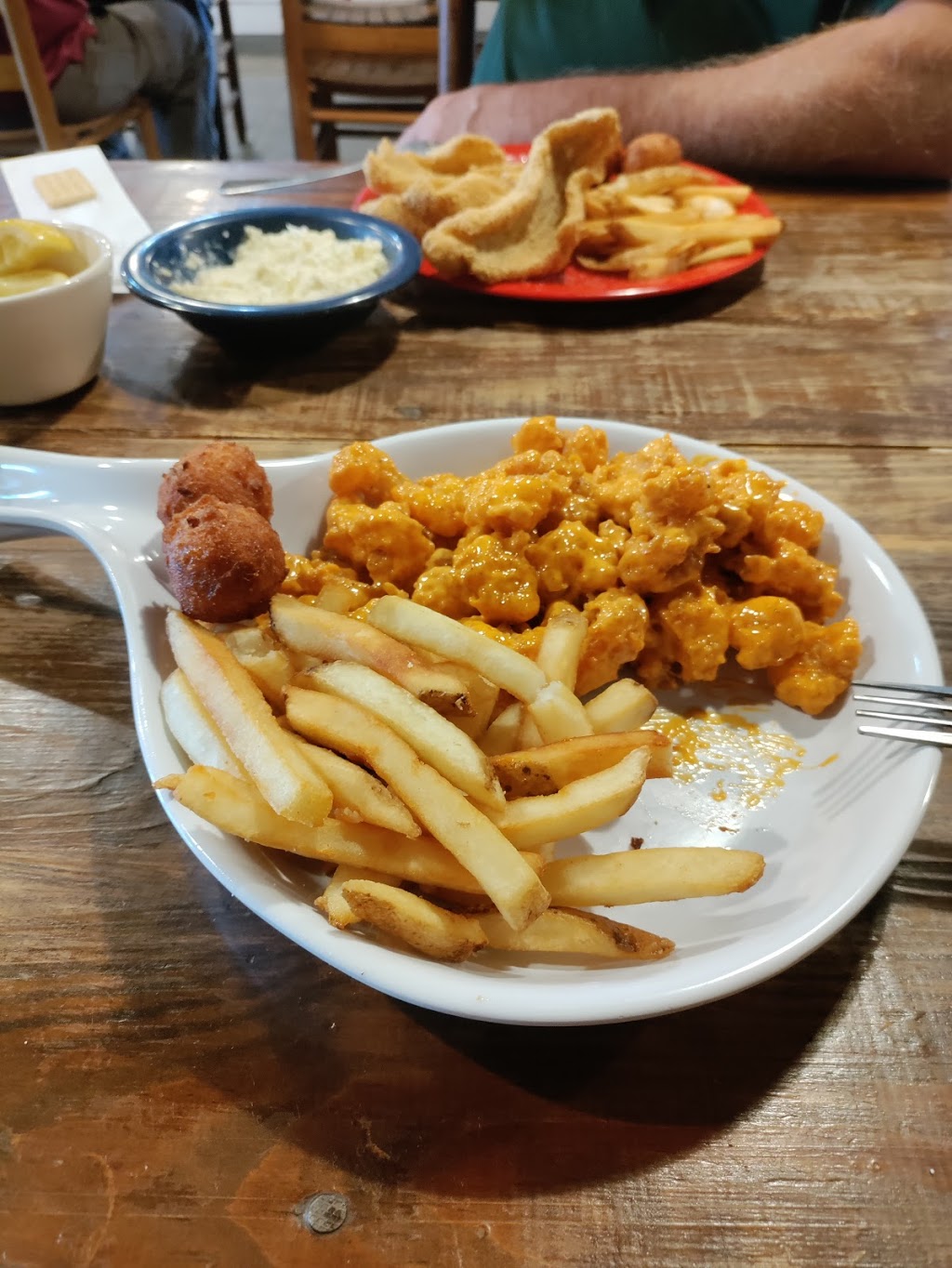 Davids Catfish House | restaurant | 10810 Hwy 31, Spanish Fort, AL 36527, USA | 2519301252 OR +1 251-930-1252