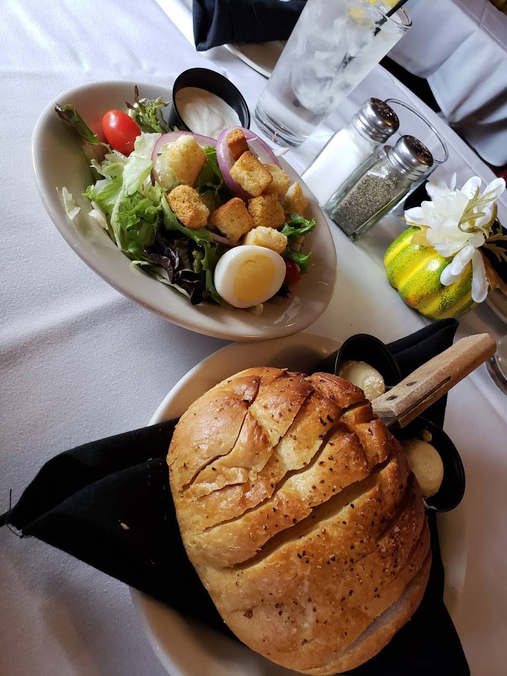 Old Gas House Restaurant | restaurant | 305 E Superior St, Fort Wayne, IN 46802, USA | 2604263411 OR +1 260-426-3411