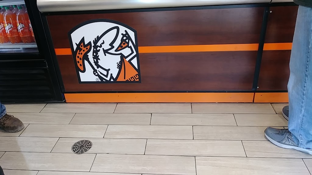 Little Caesars Pizza | restaurant | 711 E Hobsonway, Blythe, CA 92225, USA | 7602785508 OR +1 760-278-5508