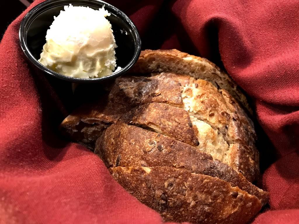 LBs Restaurant | restaurant | 16701 Lakeview Rd NE, Flintstone, MD 21530, USA | 3017848400 OR +1 301-784-8400