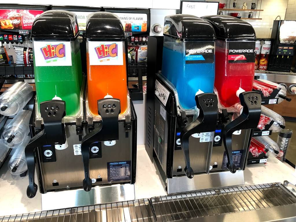 Kum & Go | meal takeaway | 650 W Hickman Rd, Waukee, IA 50263, USA | 5153002201 OR +1 515-300-2201