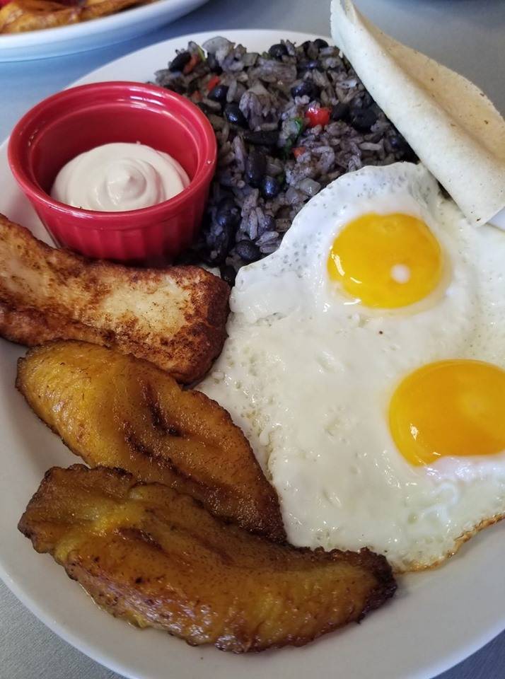 Chifrijos Latin Restaurant | restaurant | 2925 Vineland Rd, Kissimmee, FL 34746, USA | 4078336965 OR +1 407-833-6965