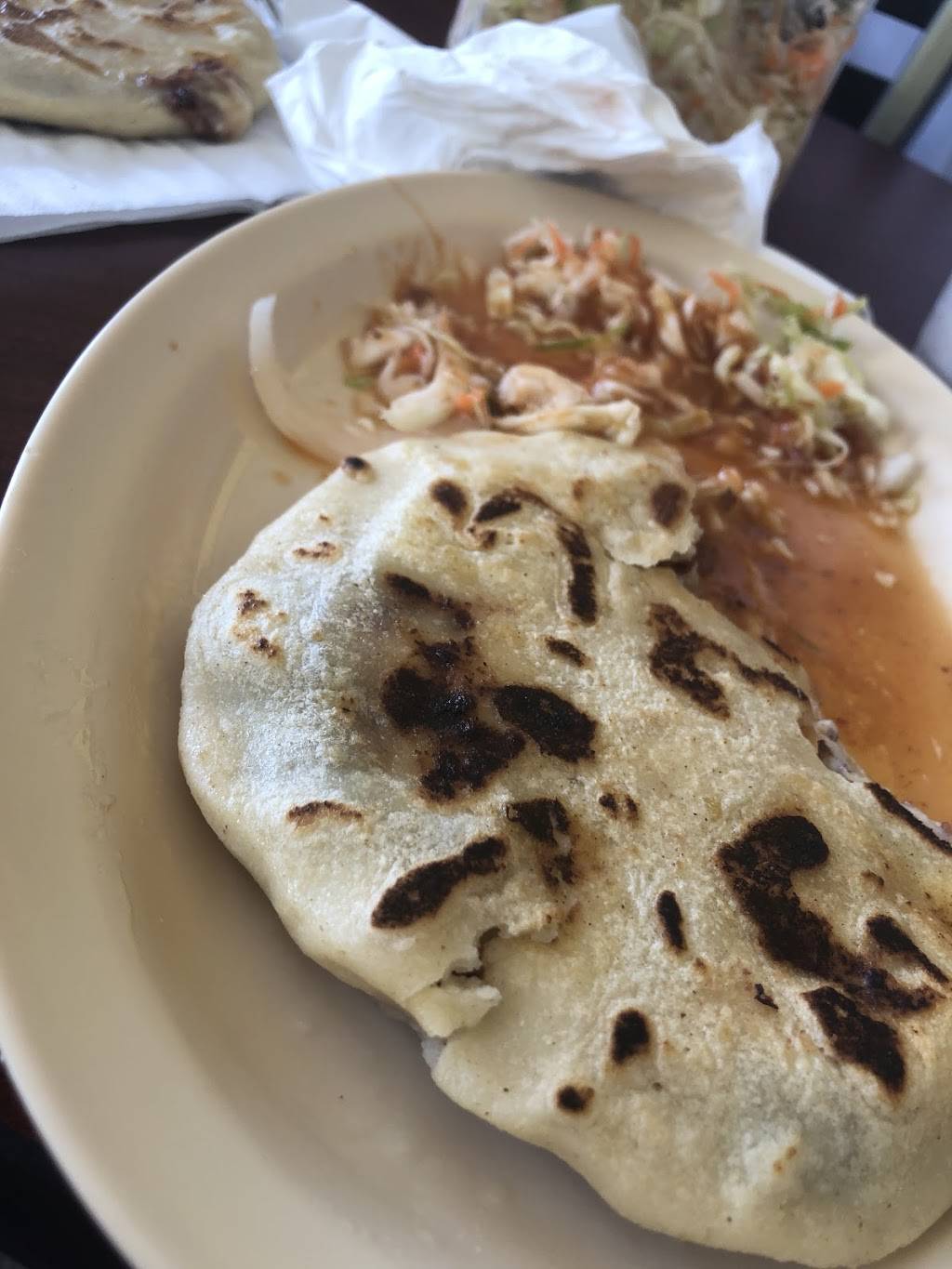 Restaurante La Union | restaurant | 4801 S Hooper Ave, Los Angeles, CA 90011, USA | 2132614753 OR +1 213-261-4753