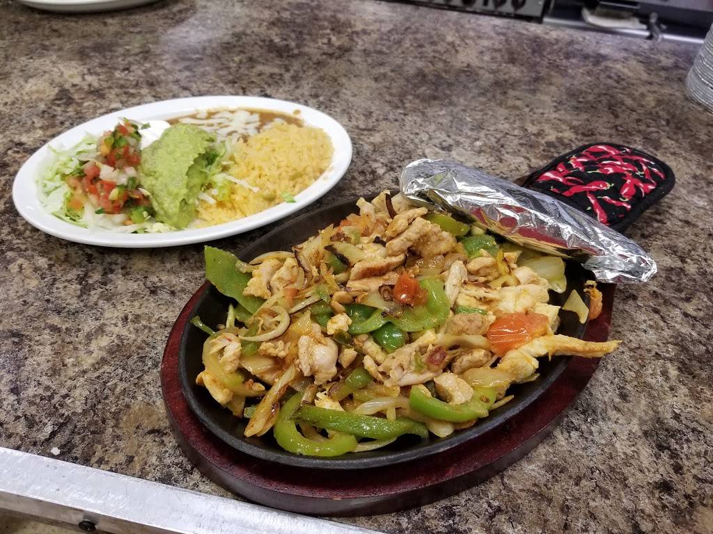 Cozumel Authentic Mexican Restaurant | restaurant | 1198 N Kinzie Ave, Bradley, IL 60915, USA | 8155735088 OR +1 815-573-5088