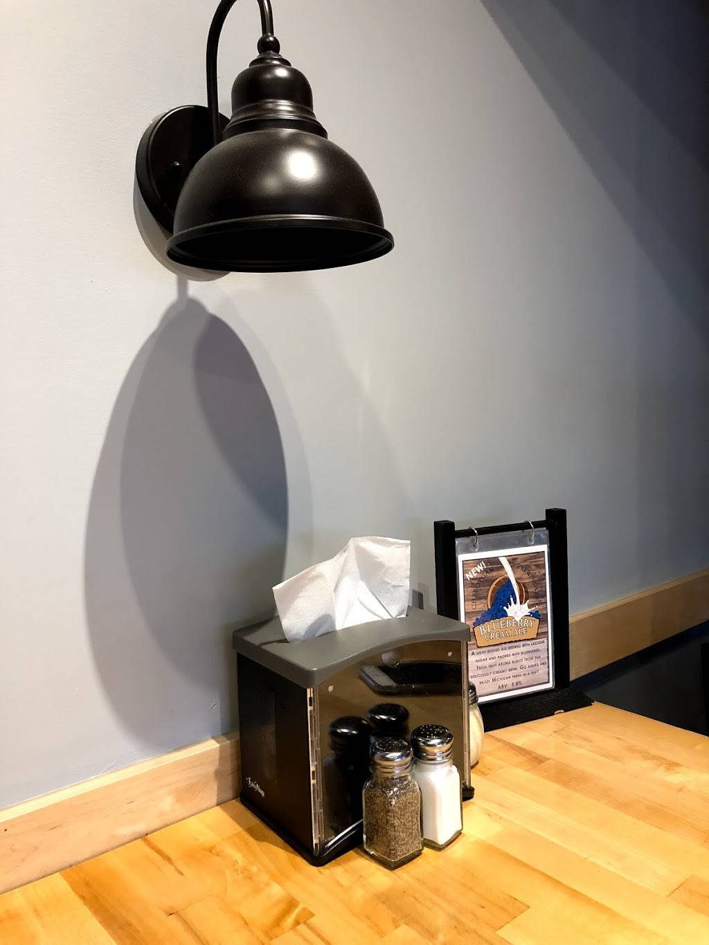 DJS Pizza Pub | restaurant | 3471 Kelly St, Hudsonville, MI 49426, USA | 6166699550 OR +1 616-669-9550