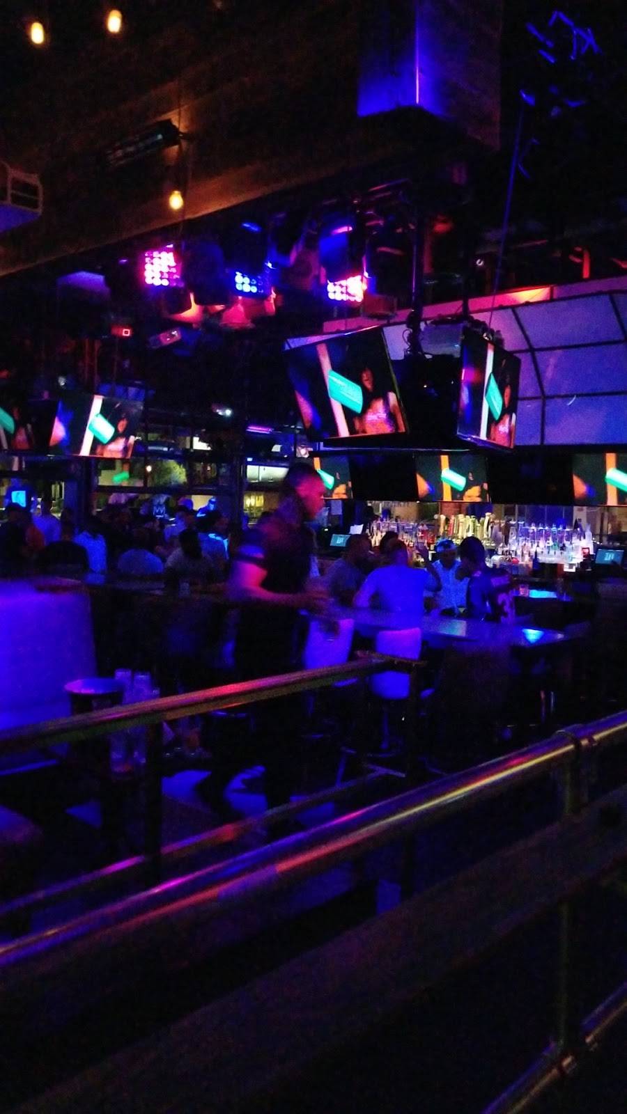 Hi Fi Kitchen & Cocktails - Scottsdale | night club | 4420 N Saddlebag Trail, Scottsdale, AZ 85251, USA | 4809705000 OR +1 480-970-5000