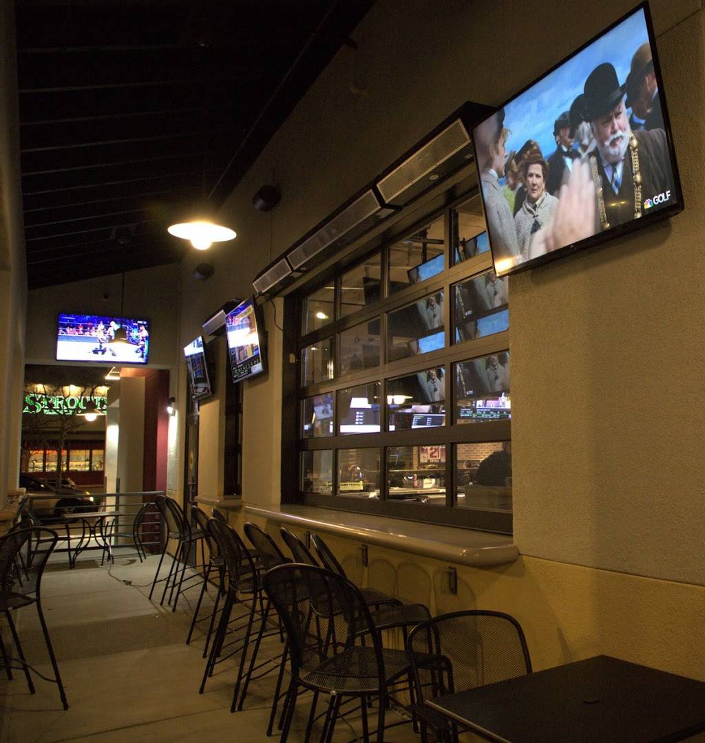 Buffalo Wild Wings | meal takeaway | 32401 Temecula Pkwy, Temecula, CA 92592, USA | 9513030225 OR +1 951-303-0225