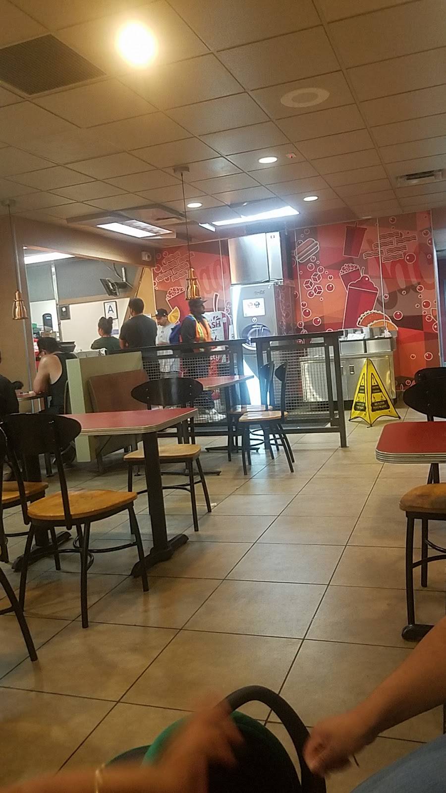 Jack in the Box | restaurant | 8920 Atlantic Ave, South Gate, CA 90280, USA | 3235692335 OR +1 323-569-2335