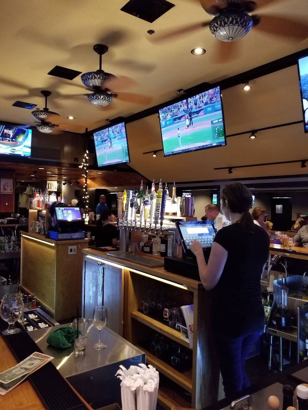 The Brook Kitchen & Tap | restaurant | 200 S Franklin St, Holbrook, MA 02343, USA | 7817672528 OR +1 781-767-2528