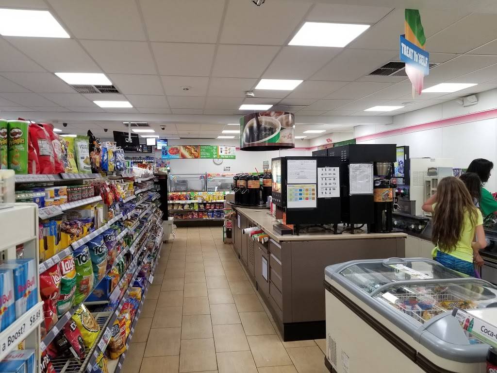 7-Eleven | bakery | 100 W Madison Ave, Dumont, NJ 07628, USA | 2014391518 OR +1 201-439-1518