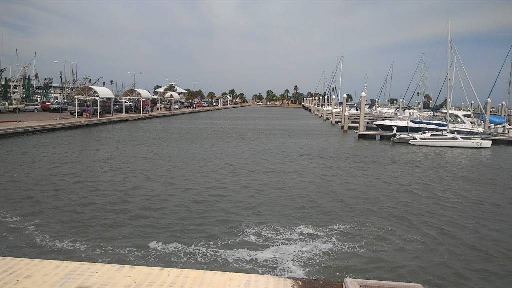 Harrisons Landing | restaurant | 108 Peoples T-Head Street, Corpus Christi, TX 78401, USA | 3618818503 OR +1 361-881-8503