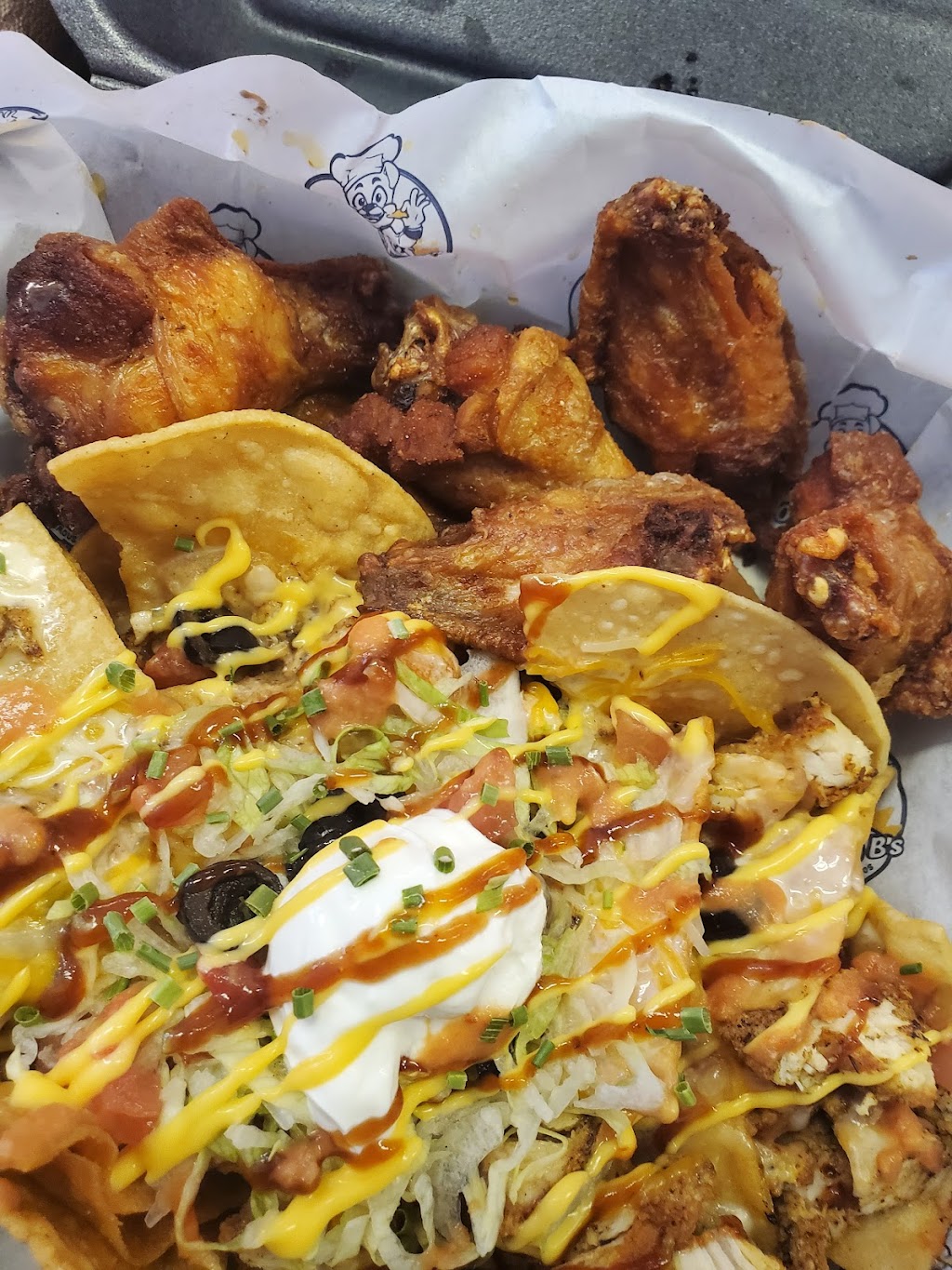 OLucky Bs Famous Nachos | restaurant | 802 N Green St, Tupelo, MS 38804, USA | 6624868158 OR +1 662-486-8158
