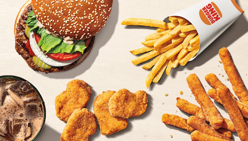 Burger King | restaurant | 5431 Alameda Ave, El Paso, TX 79905, USA | 9157751057 OR +1 915-775-1057